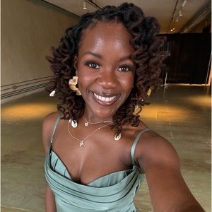 Meet your Posher, Shandrea